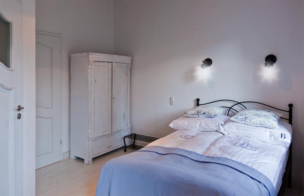 Barokowy Zakatek Bed & Breakfast Swidnica  Room photo